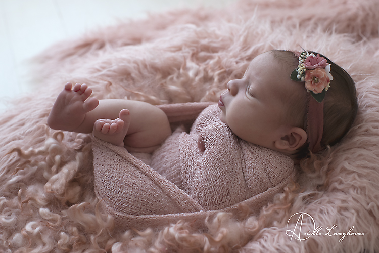 Meliana, baby Luna photographed in Pensacola, Florida