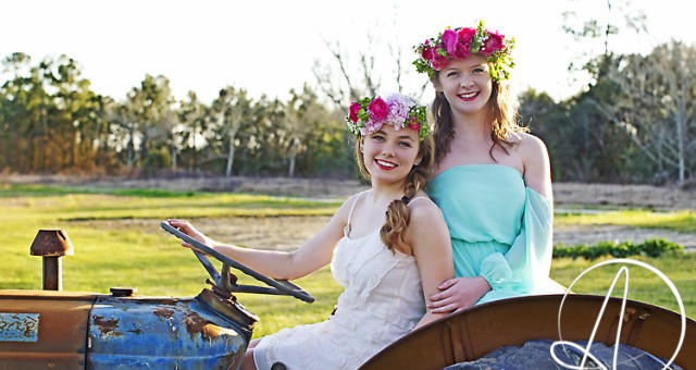 Tori and Sara, Pensacola High school photographer